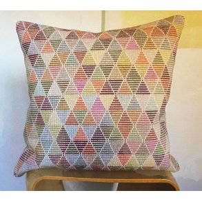 Trekanter pude - 2-trdet stramaj og uldgarn