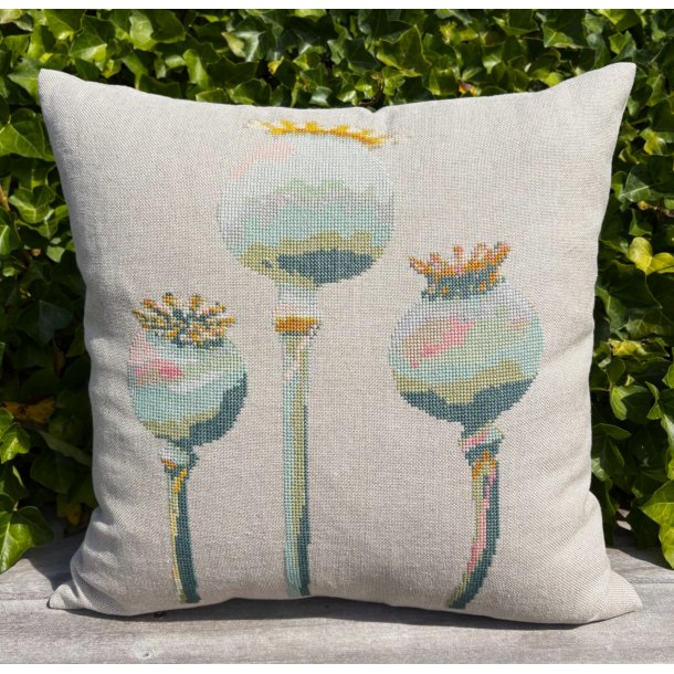 NYHED! Fr�kapsler pude - uldgarn p� h�r - 49x49 cm