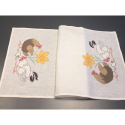 Pskelber Hns - hr 10 trde og blomstergarn 