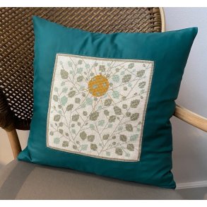 Sommersol pude - hr 10 trde/cm og Blomstergarn