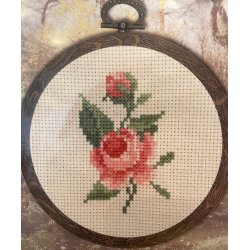 Blomster i flexiring - aida 5,4 sting/cm og moulinegarn