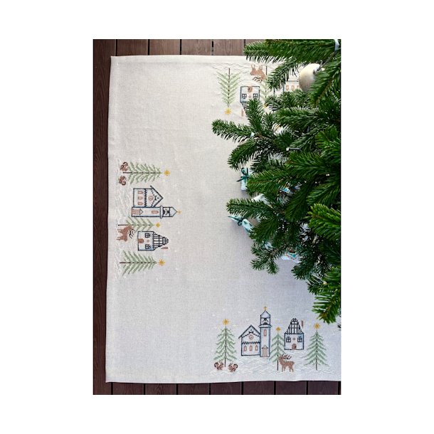 Juletrstppe Winther White  - broderi kit 139x139 ca cm 