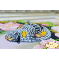 Fugl p en abrikosgren - Perlebroderi