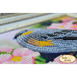 Fugl p en abrikosgren - Perlebroderi