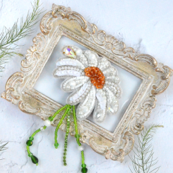 Kamilleblomst Broche